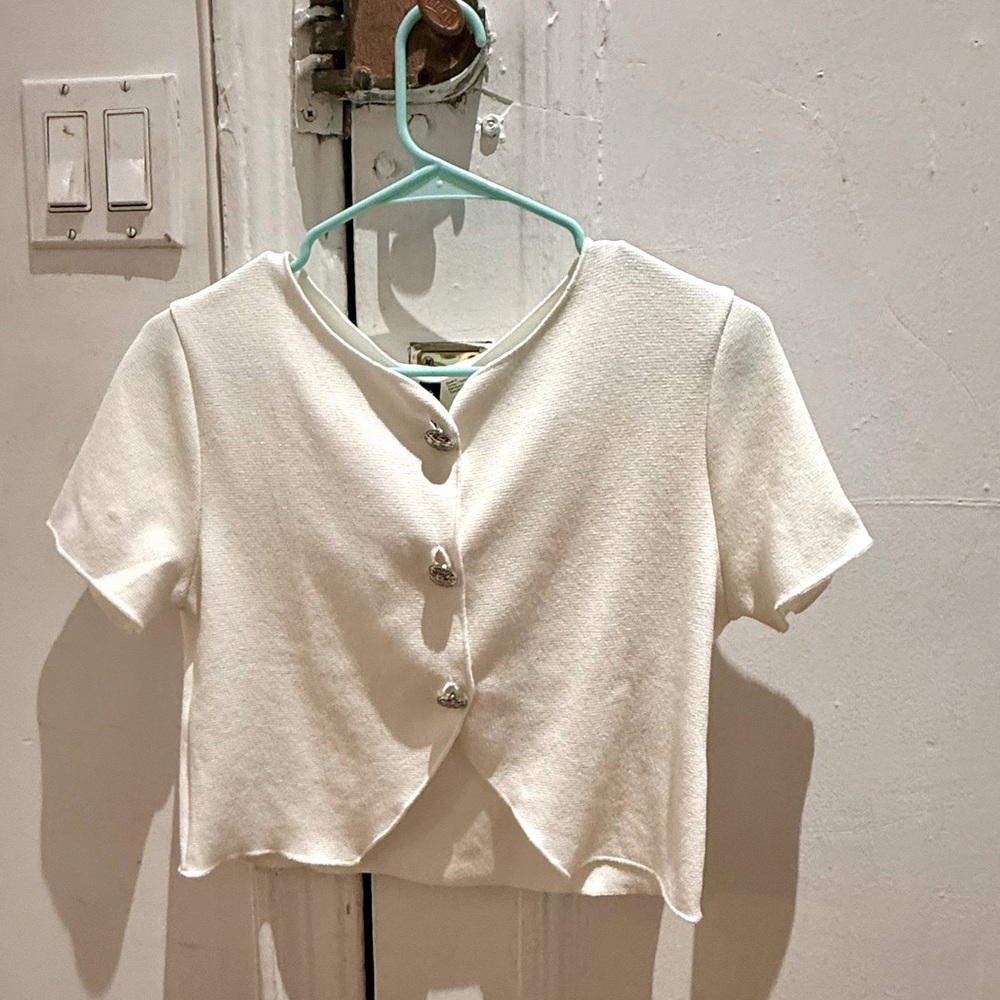 H&M White Button-Up Crop Top. Size Medium.